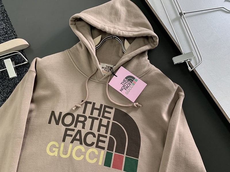 欲しい♡超限定♪ グッチ×ノースフェイス*コラボロゴフーディ コピー スウェットパーカー Noe68568通販