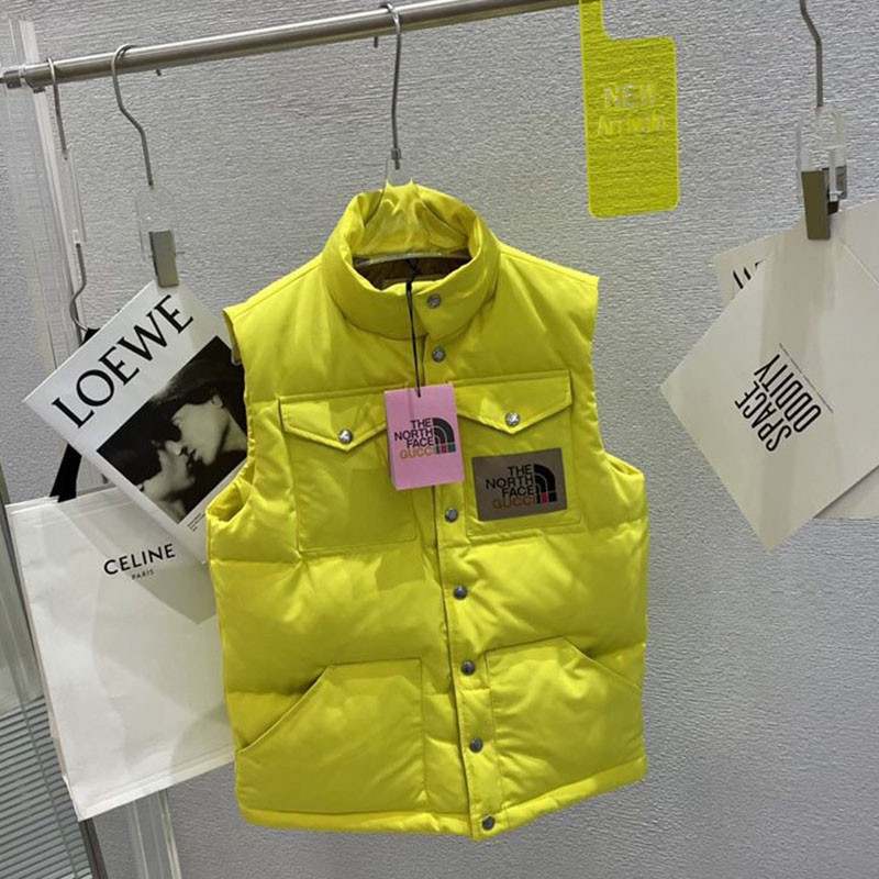 歴史的コラボ入手困難!グッチ×ノースフェイス ダウンベストコピー Nok19218品質保証