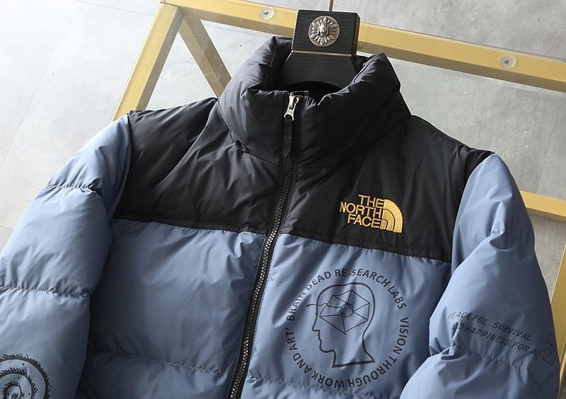 暖かい服装 ノースフェイス ｘ ブレインデッド ヌプシ ジャケットコピーNok67737激安送料無料