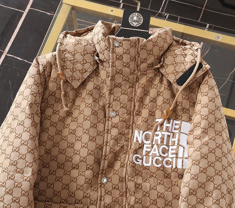 【日本未発売】 グッチ ノースフェイス ダウン コピー グッチ NORTHFACE コラボ 2021新作 Non19790人気
