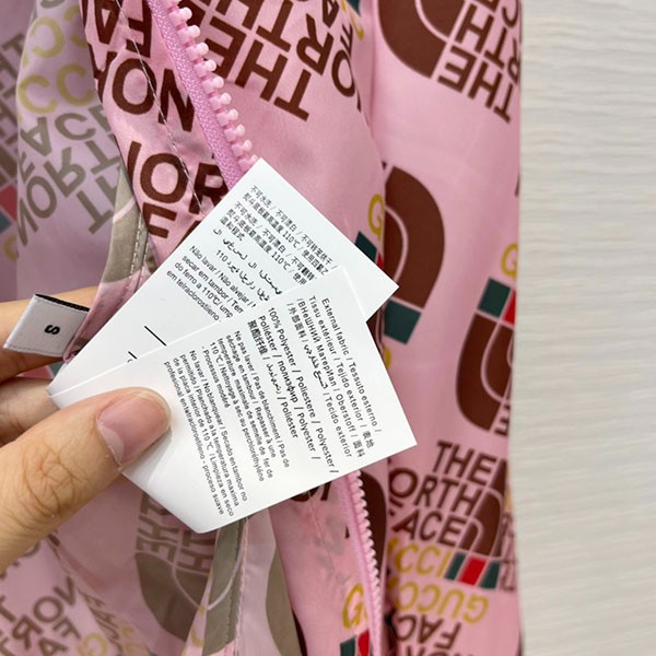 稀少 ノースフェイス グッチ コラボ テクニカル コピージャケット Nov30418人気