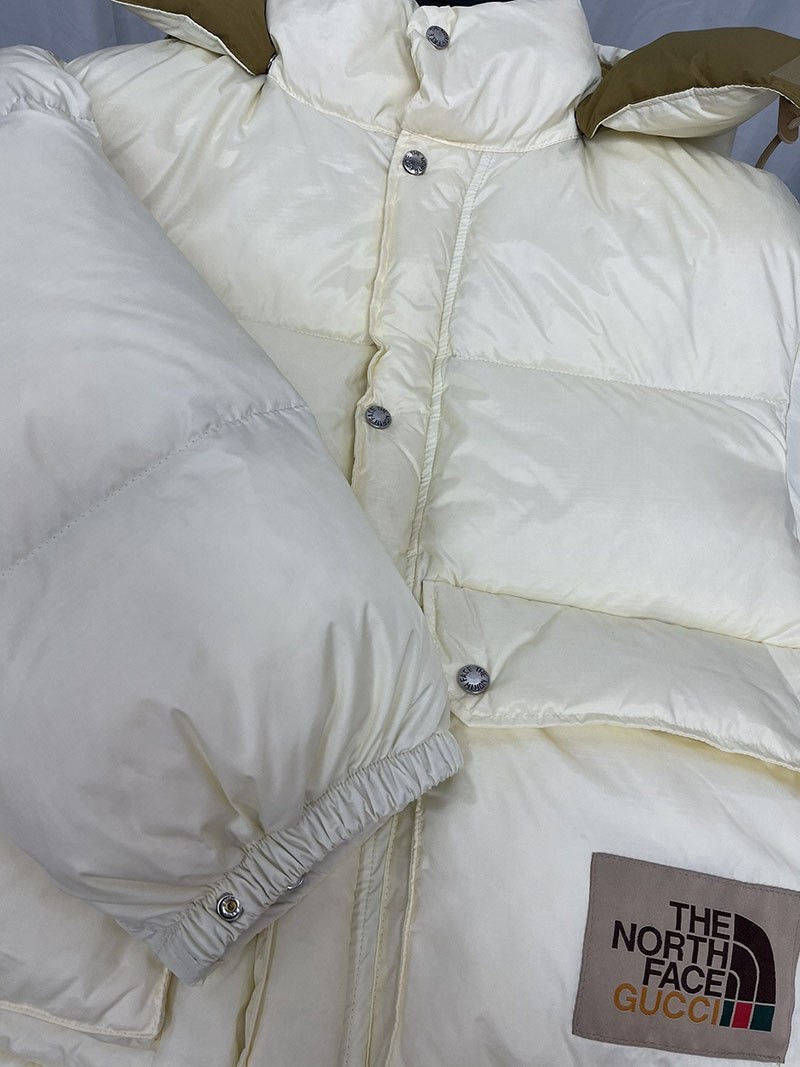 送料込 グッチ ノースフェイス 偽物 ナイロンダウン Nox42122N級品