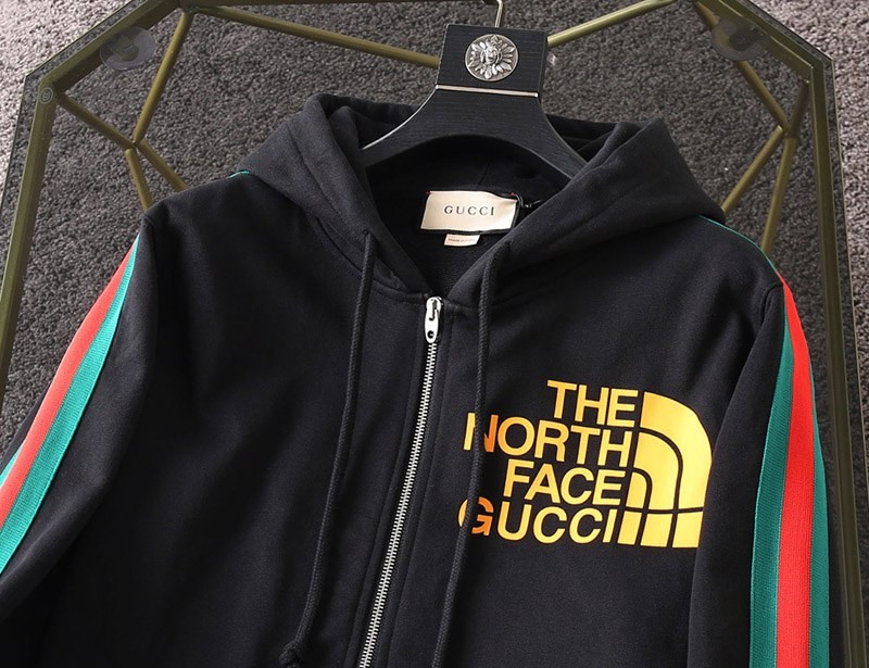 暖かい服装グッチ×ノースフェイス 偽物 コラボロゴジップアップフーディNoy33057高い品質