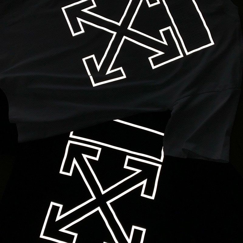 世界中で大人気♪オフホワイト 偽物 アローロゴTシャツ ofa40706激安送料無料