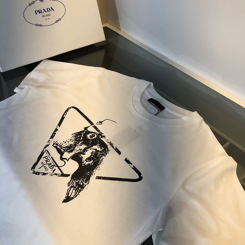 春夏新作プラダ ロゴ コットンTシャツ スーパーコピー pub25537激安送料無料