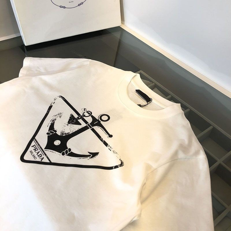 春夏新作プラダ コピー ロゴ コットンTシャツ puc58898激安送料無料