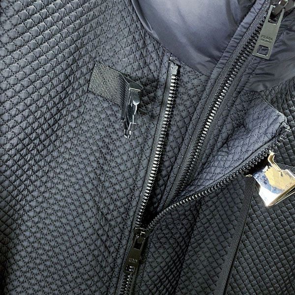 高級ブランド プラダ ダウンジャケット 偽物 pue64242高い品質