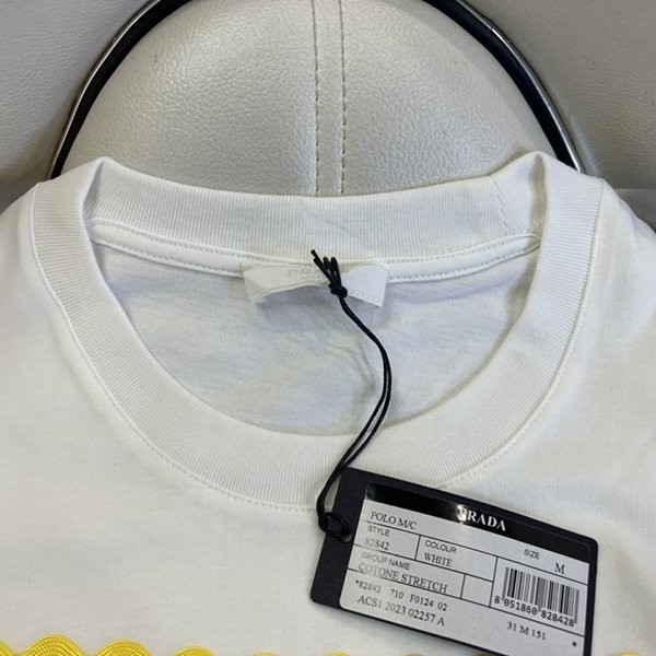大人気!プラダ Tシャツ コピー コットン 半袖 82482新色☆希少 puf46353通販