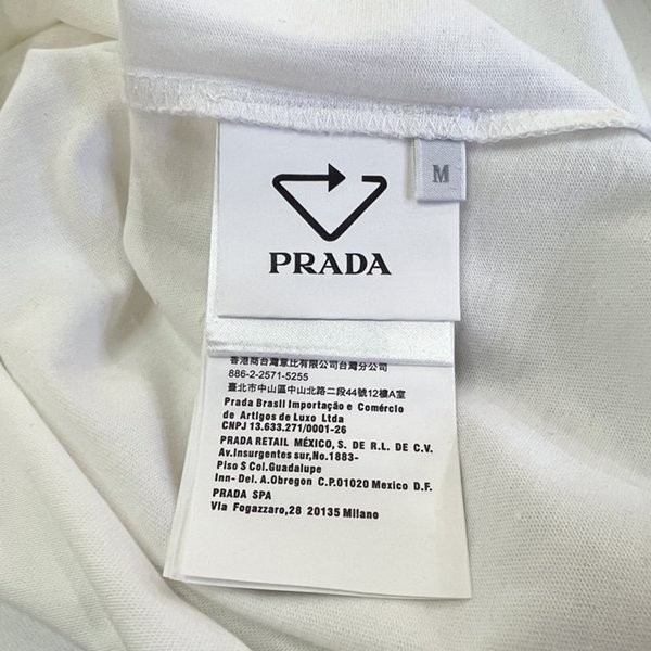 大人気!プラダ Tシャツ コピー コットン 半袖 82482新色☆希少 puf46353最高級