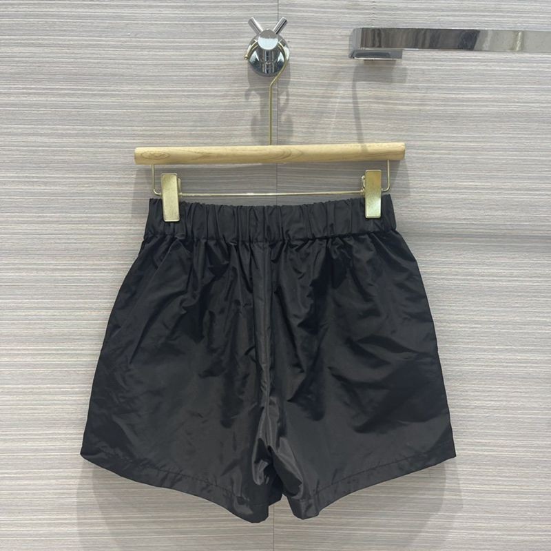 一目惚れ♪関税込プラダ Re Nylon ギャバジン ショートパンツ コピー ロゴ 上下セット puh39890N級品
