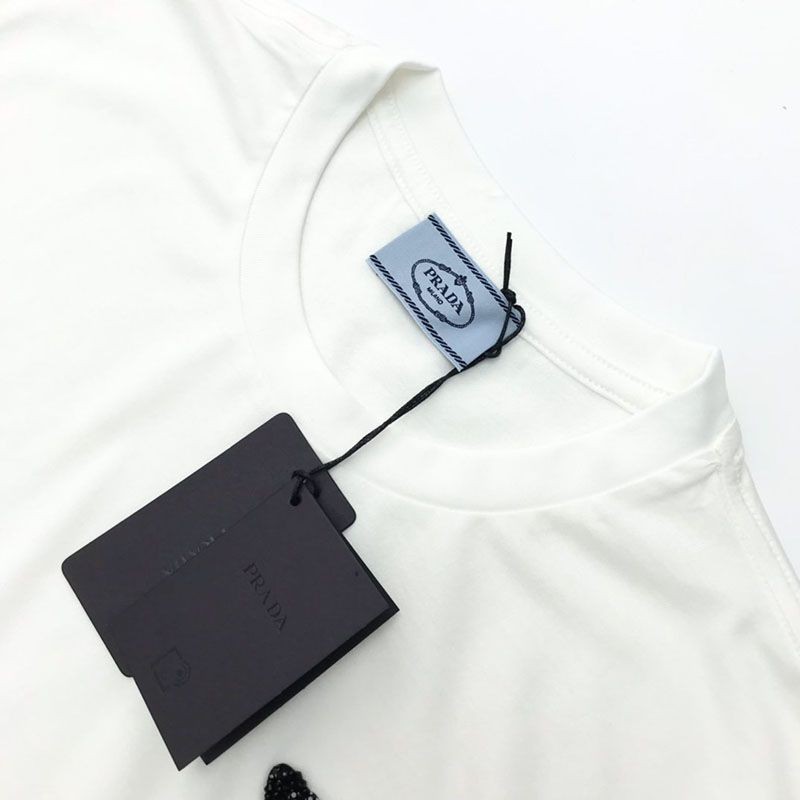 21AW新作プラダ ロゴ コットンTシャツ 偽物 pum27000激安送料無料