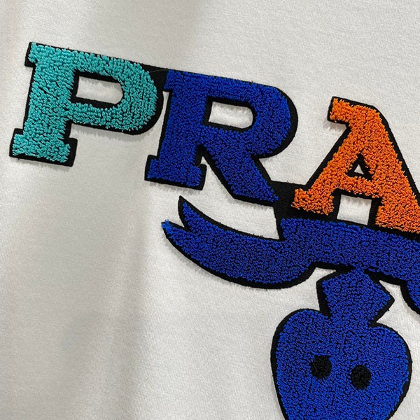 プラダ 偽物 ロゴ刺繍 Tシャツ pup99952人気