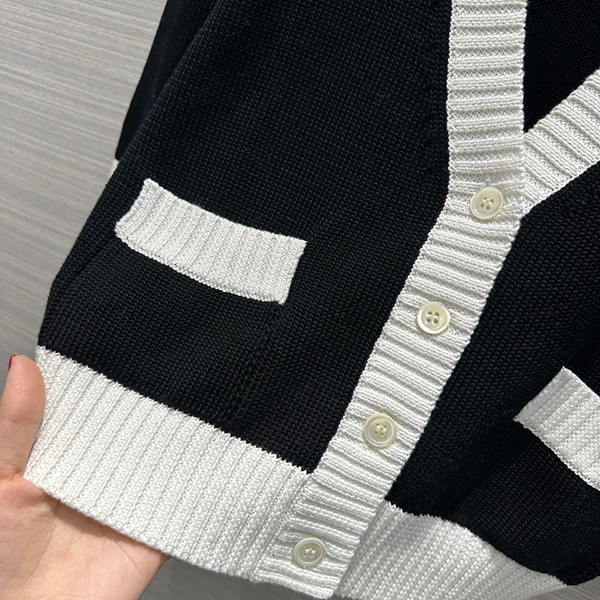 ★日本!!人気！プラダ コピー クロップド コットン カーディガン puq39962最高級