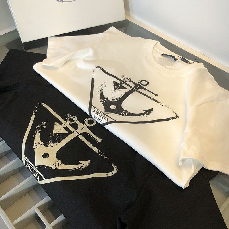人気急上昇プラダ ロゴ コットンTシャツ 偽物 pur10999品質保証