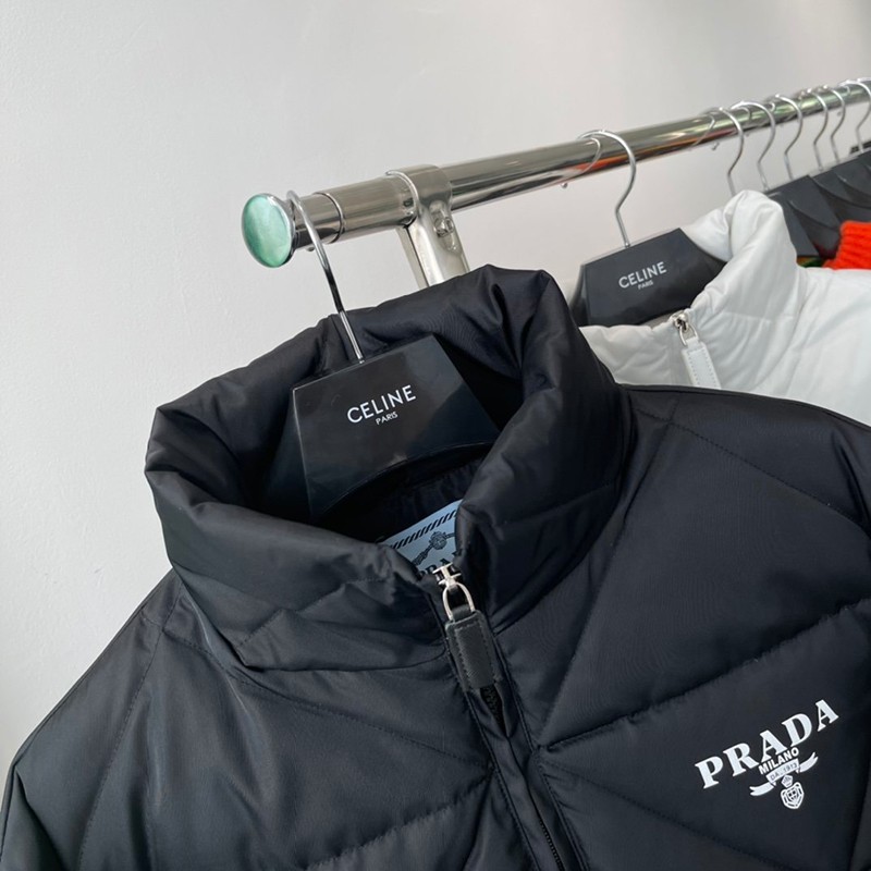 21-22AW★プラダ ダウン コピー アウトレット フード付き ショート ダウン ジャケット pus67976最高級