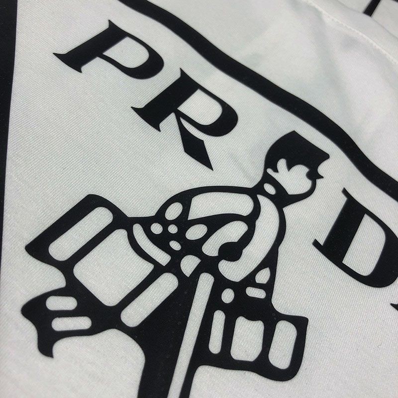 稀少プラダ ロゴ コットンTシャツ 偽物 2色 pus93005人気