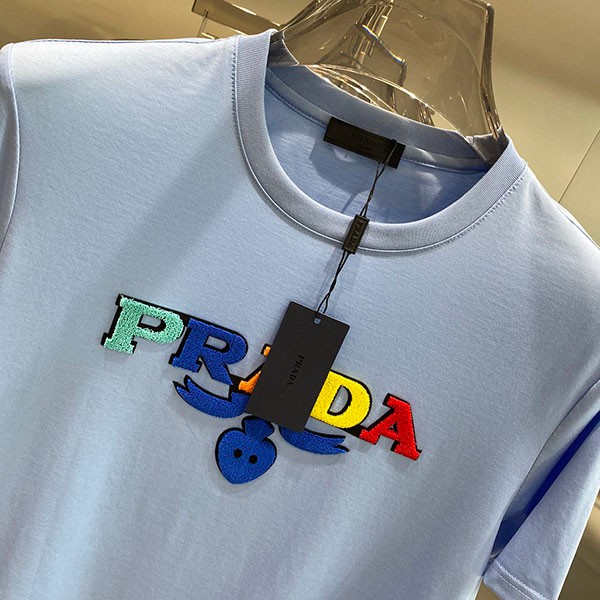 プラダ ロゴ刺繍 Tシャツ コピー put33599激安送料無料