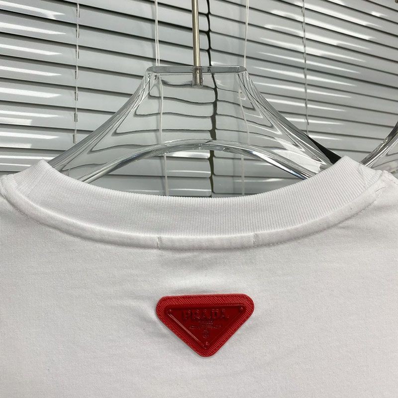 世界中で大人気♪プラダ タイガー コットンTシャツ 偽物 2色 puu33769100%安全に到着