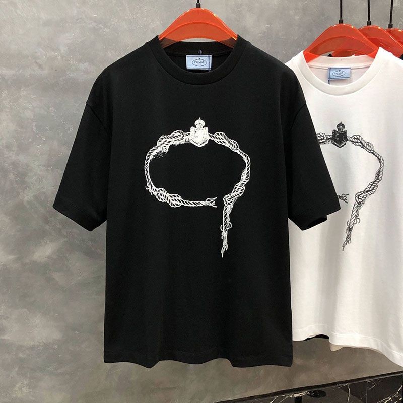 希少色プラダ プリントコットンTシャツ コピー 2色 puu55816激安通販サイト
