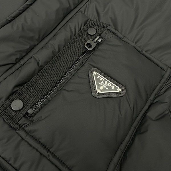 高級ブランド プラダ パデッド Re-Nylon ベスト 偽物 puu70208高い品質