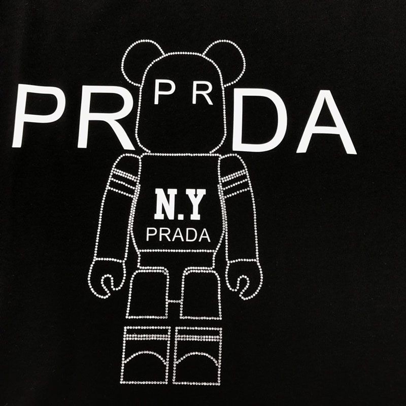 入手困難プラダ ロゴ コットンTシャツ 偽物 ブラック pux02777高い品質
