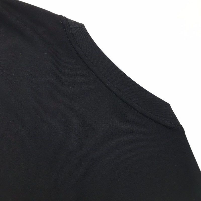 入手困難プラダ ロゴ コットンTシャツ 偽物 ブラック pux02777最高級