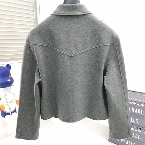 世界中で大人気♪プラダ カシュゴラ キャバン ジャケット コピー pux83289通販