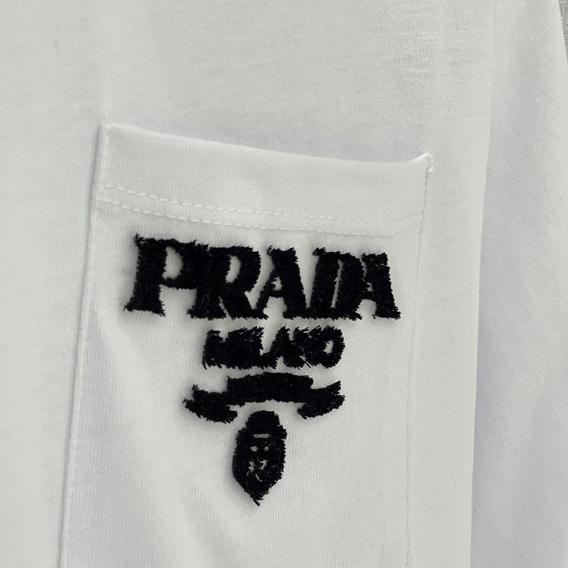 2022SS【プラダ】コットンTシャツ パロディ シンプル ロゴ ユニセックス puy94649激安送料無料