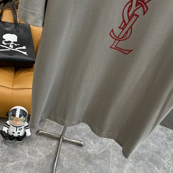 定番サンローラン 偽物 リバースロゴ 半袖Tシャツ Sac49845激安送料無料