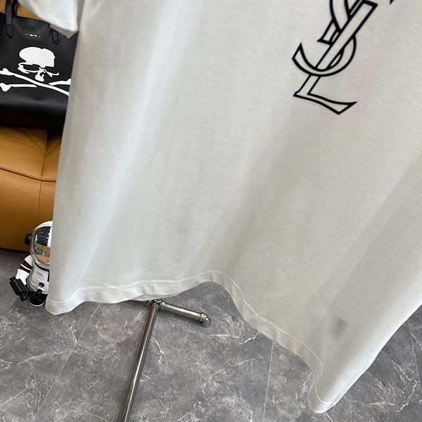 定番サンローラン 偽物 リバースロゴ 半袖Tシャツ Sax51589激安送料無料