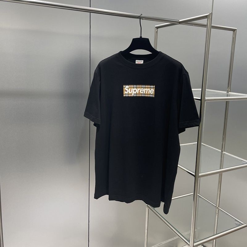 大人気!!新色最強コラボ シュプリーム × バーバリー ボックスロゴ Tシャツ 偽物 Sha47487人気