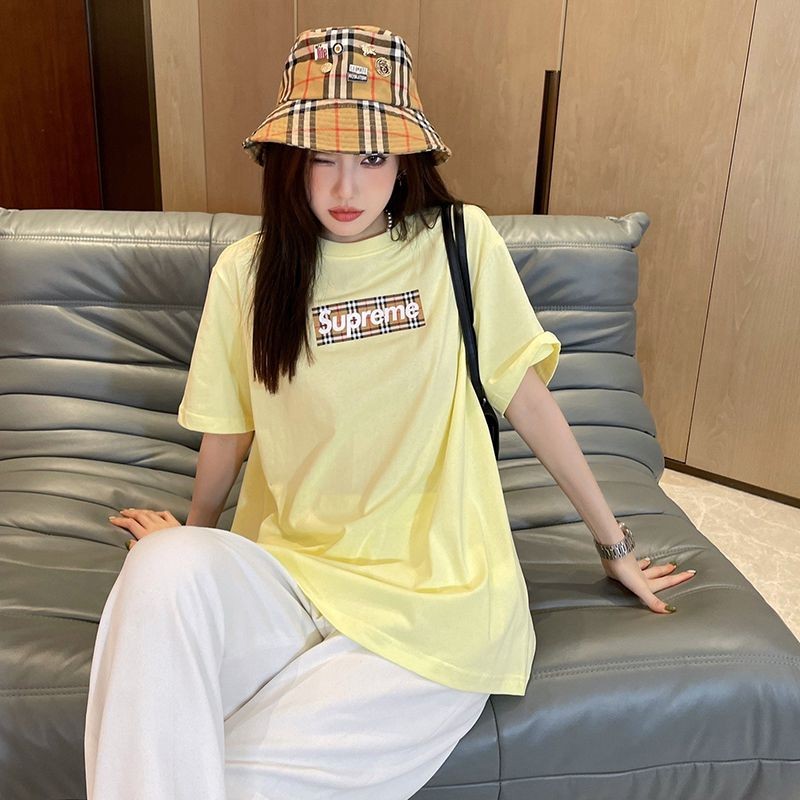 人気急上昇最強コラボ シュプリーム × バーバリー ボックスロゴTシャツ コピー She85649通販