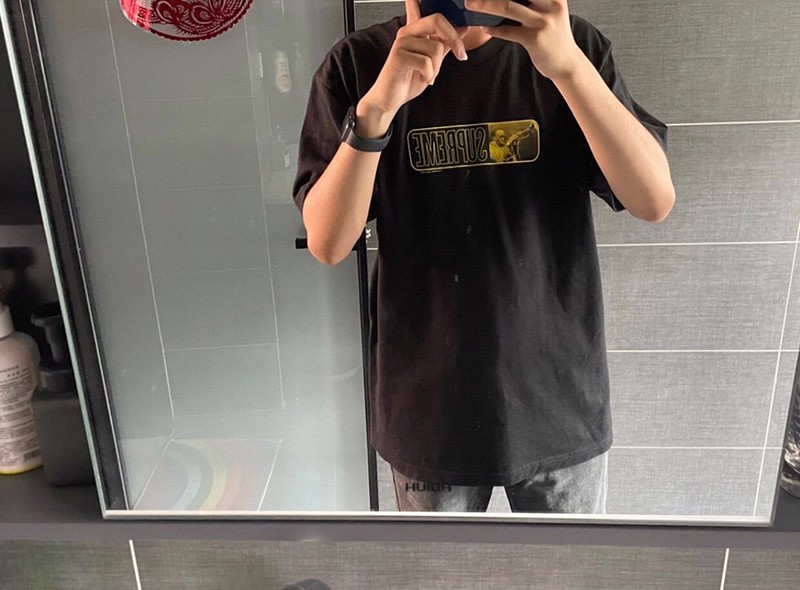 希少色シュプリーム スーパーコピー ロゴ入り スモール ボックスロゴ Tシャツ Shk19139高い品質