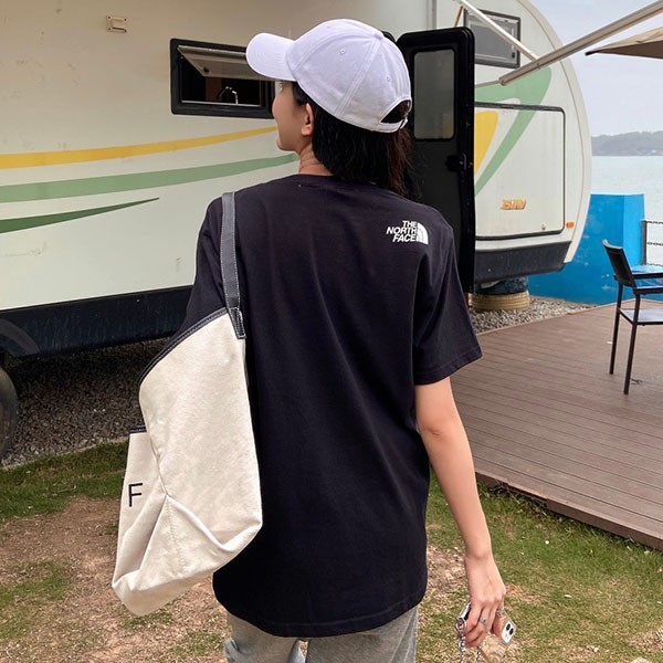 超希少！ シュプリーム ノースフェイス 偽物 コラボ Tシャツ Shr16018通販