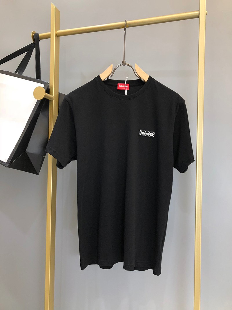 送料込シュプリーム×ルイヴィトンTシャツ コピー ボックスLOGO Sht76157代引きを販売