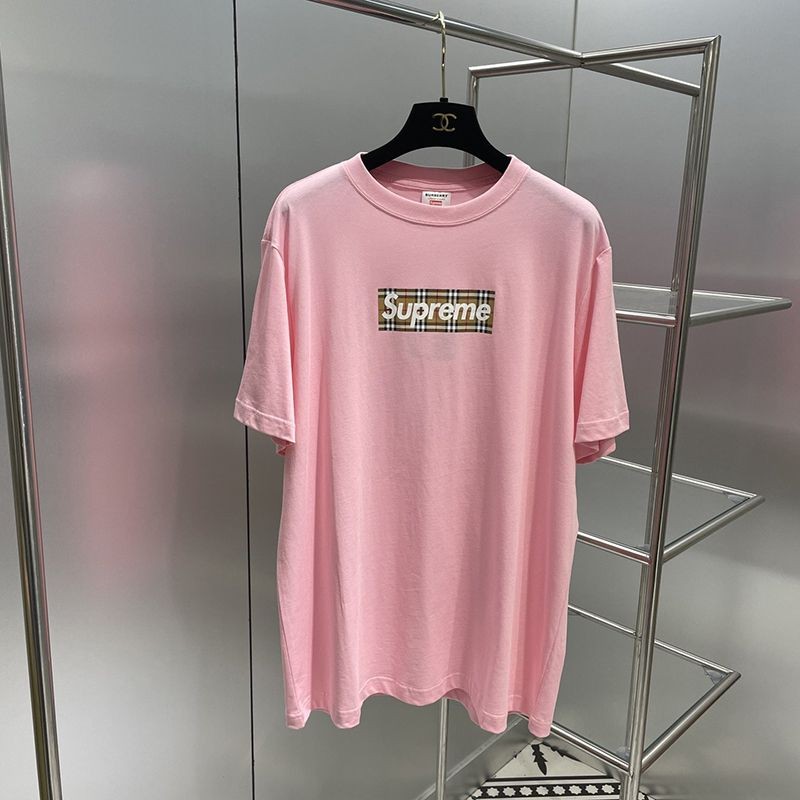 ★日本!!人気！コラボ シュプリーム × バーバリー ボックスロゴ Tシャツ 偽物 Shv94864人気