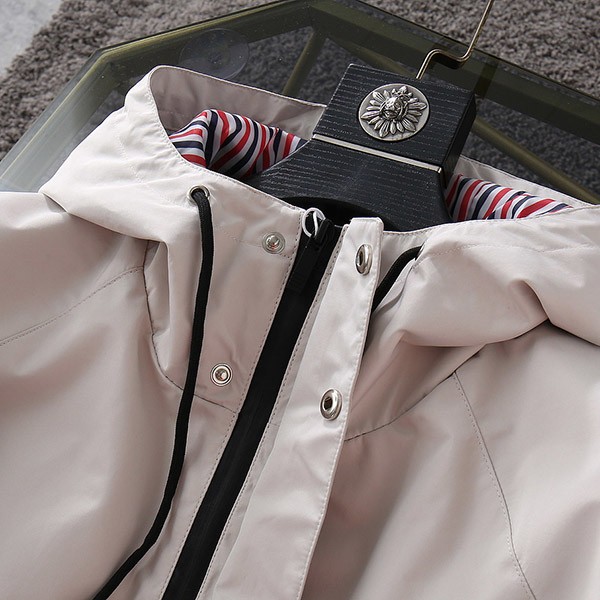 一目惚れ♪トムブラウン down jacket コピー メンズ★オシャレ人気 toa77380高い品質