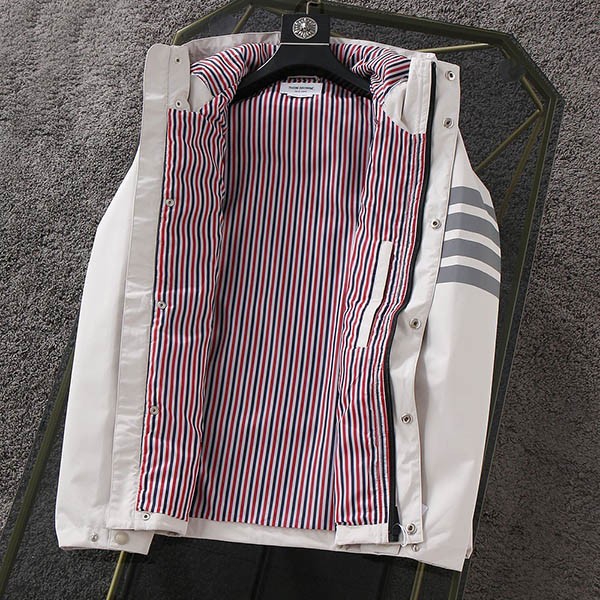 一目惚れ♪トムブラウン down jacket コピー メンズ★オシャレ人気 toa77380品質保証