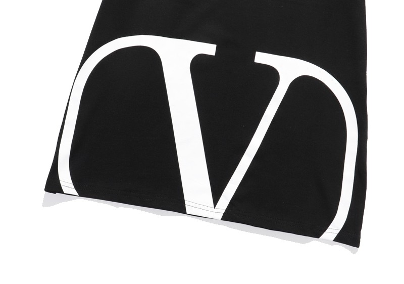 関税込ヴァレンティノ Tシャツ コピー VLTN コットンロゴ Tシャツ 2色 Vua65573N級品