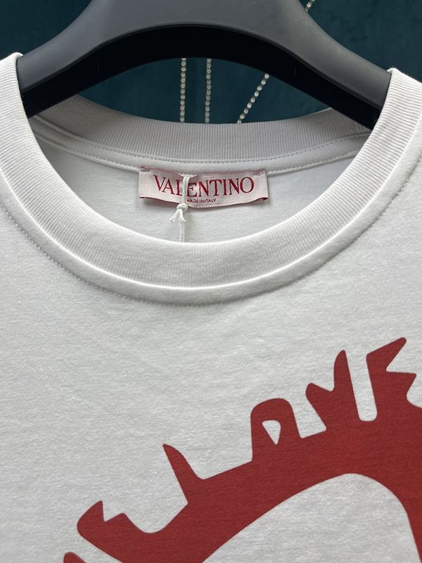 入手困難 ヴァレンティノ 可愛いTシャツ スーパーコピー Vuj62145激安送料無料