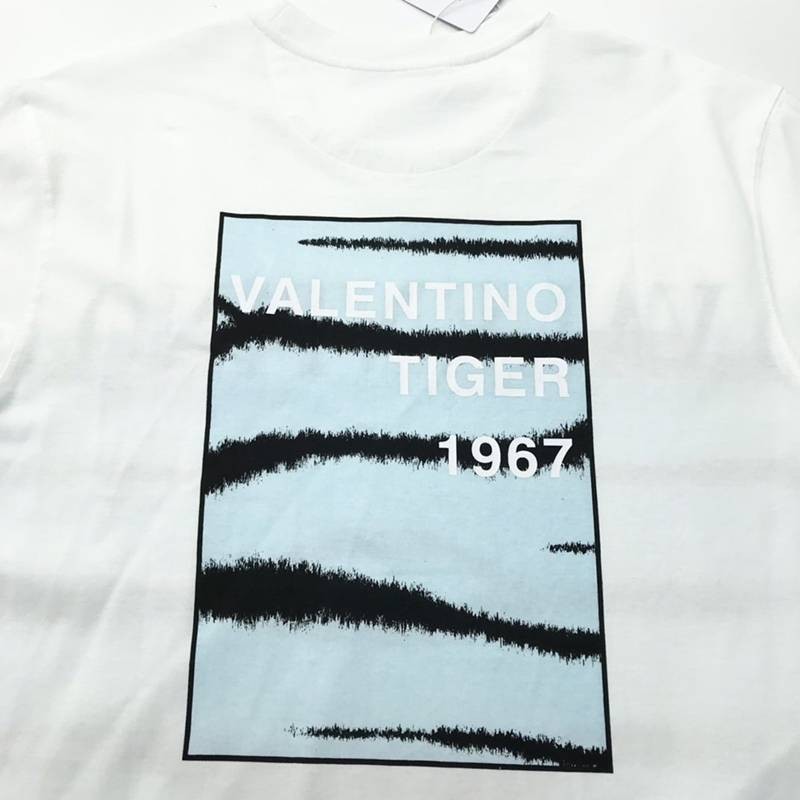 可愛い ヴァレンティノ タイガー1976 Tシャツ コピー Vum63741最高級