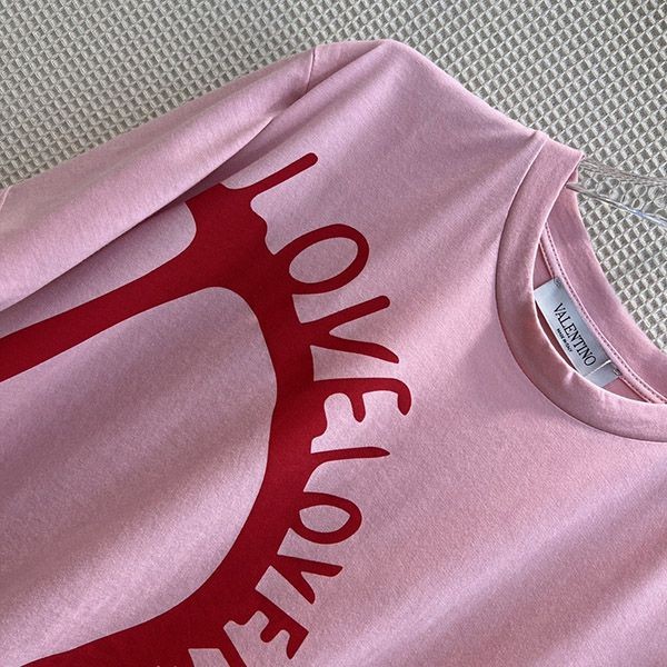 ヴァレンティノ 偽物 LOVE Vロゴ コットン 半袖 Tシャツ Vun68592激安送料無料