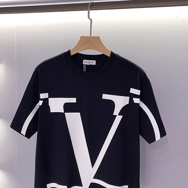 ヴァレンティノ Tシャツ 偽物 VLTN コットンロゴ Tシャツ 2色 Vut28423最高級
