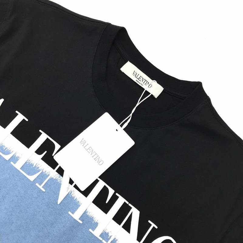 【人気商品】ヴァレンティノ タイガー1976 Tシャツ スーパーコピー Vuw47918激安送料無料