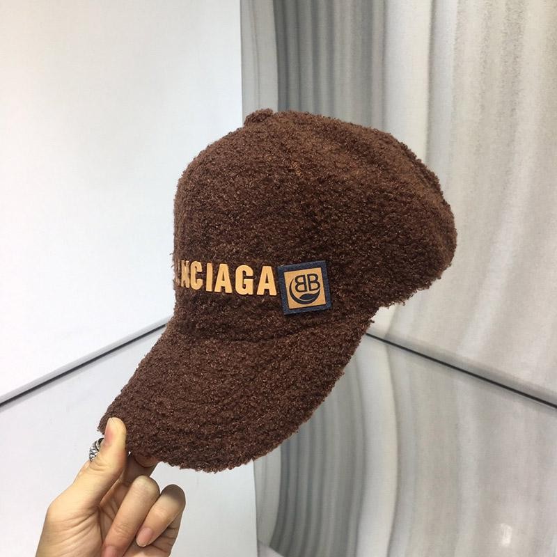 《大人気》お洒落に♪ バレンシアガ ラムズウール キャップ bag90439N級品