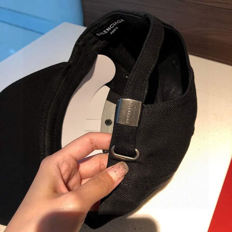 世界中で大人気♪バレンシアガ ロゴキャップ コピー bar78564品質保証