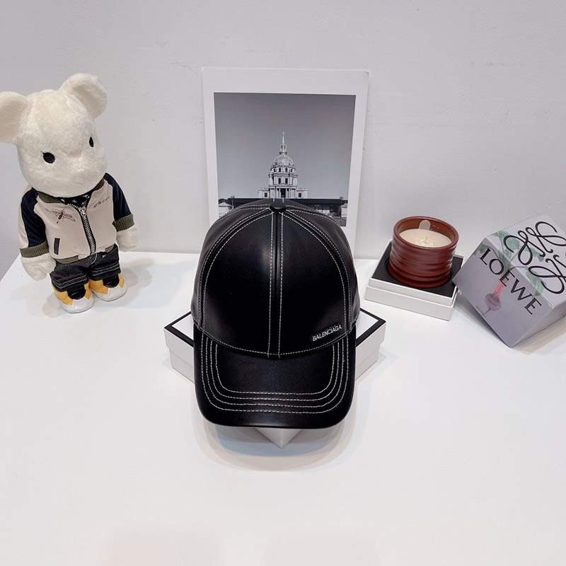 ☆超人気☆バレンシアガ ラムズウール レザーキャップ コピー bay11829通販