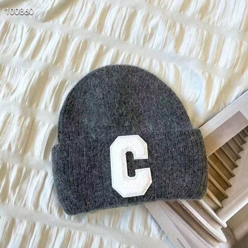 人気急上昇セリーヌ イニシャル付き カシミア ウール ビーニー 偽物 全色 Cea33971最高級