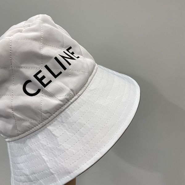 早い者勝ち♡セリーヌ バケットハット 偽物 Ceg36713代引きを販売