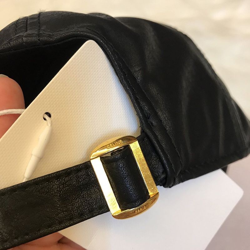 【日本未発売】セリーヌ キャップ 偽物 トリオンフ ベースボールキャップ コピー Ces46560高い品質
